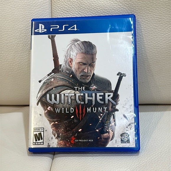 The Witcher 3 WILD HUNT  (Playstation 4 - PS4) w/ Bonus Soundtrack disc - Picture 3 of 6